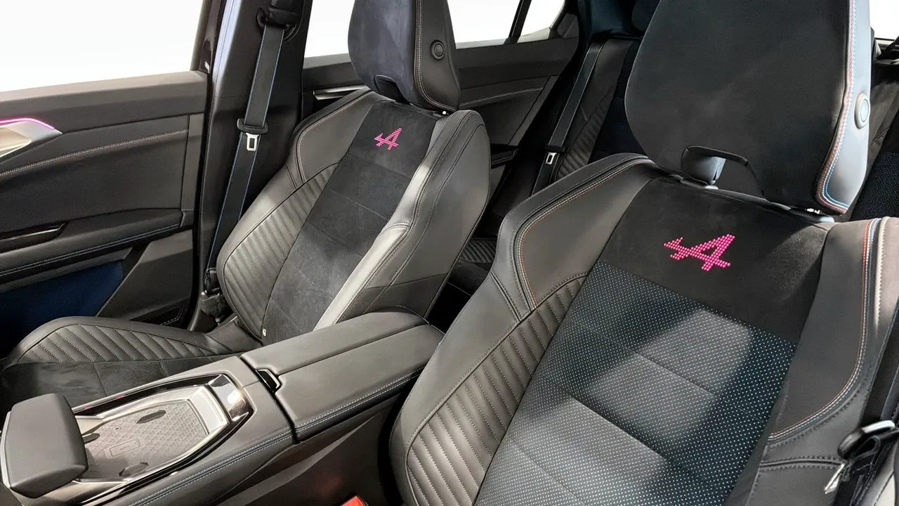Vehicle image 21
