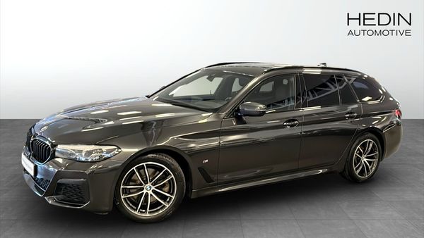BMW 520 d d xDrive Touring Drag M-Sport Komfortöppning - 2022