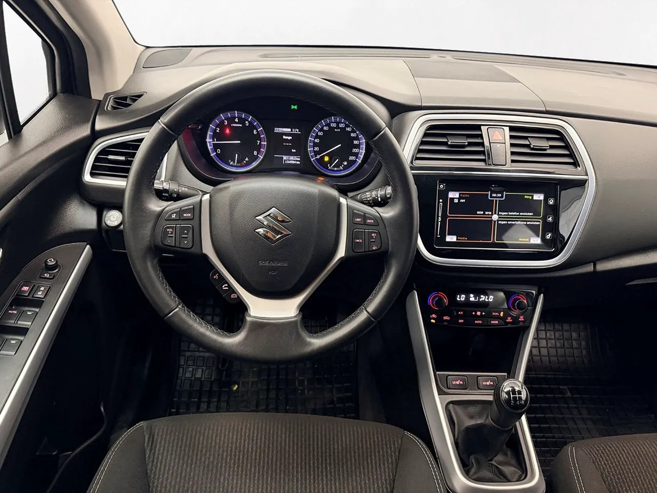 Vehicle image 16