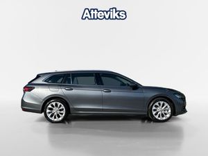 Skoda Superb bild 2