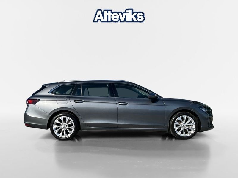 Skoda Superb bild 2
