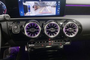 Mercedes A45 AMG bild 11
