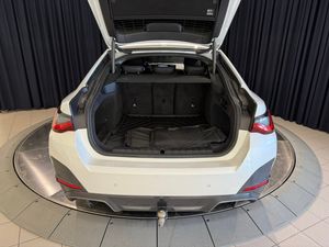 BMW i4 bild 10