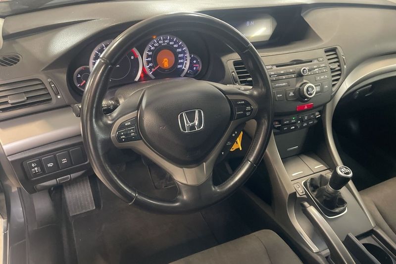 Honda Accord bild 8