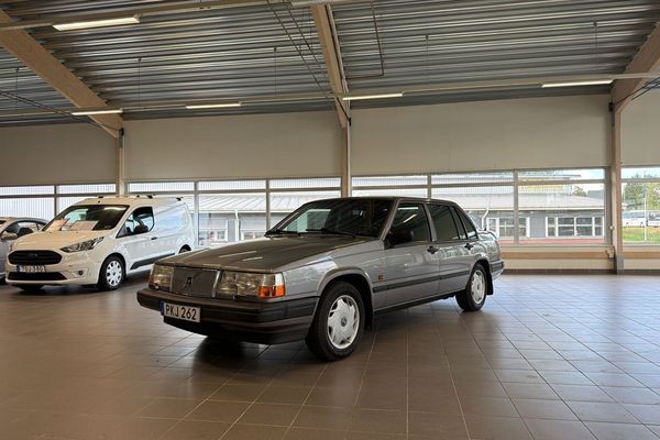 Volvo 940 2.3 GL / MYCKET GOTT SKICK / NYBESIKTAD - 1994