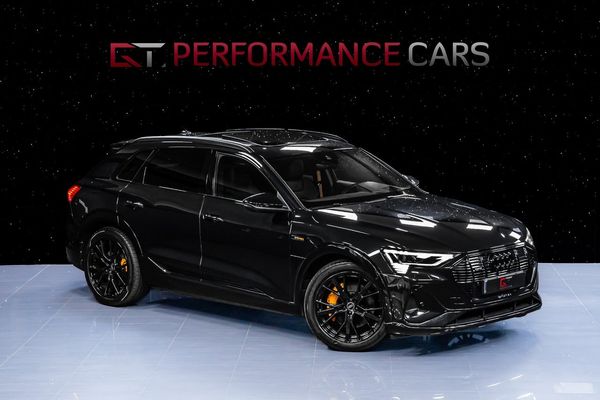 Audi e-tron 55 MOMS S-Line BlackEdition Pano 21" Matrix B&O HuD - 2022