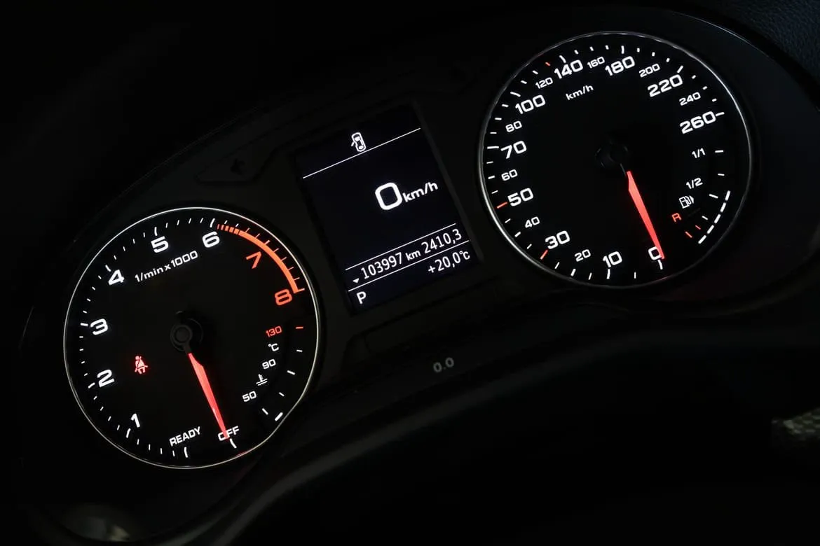 Vehicle image 18