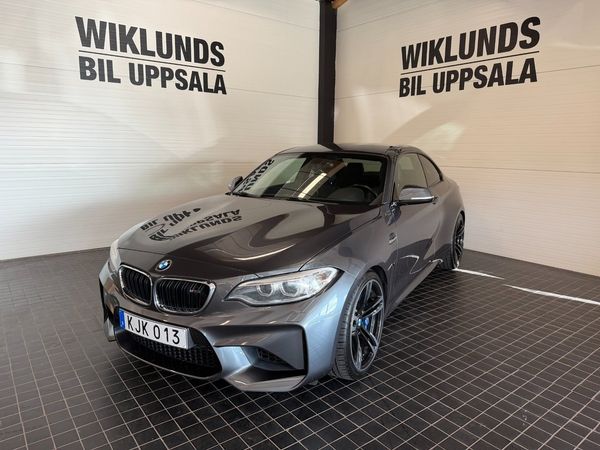 BMW M2 370HK Kolfiber Backkamera Skinn GPS Svensksåld - 2017