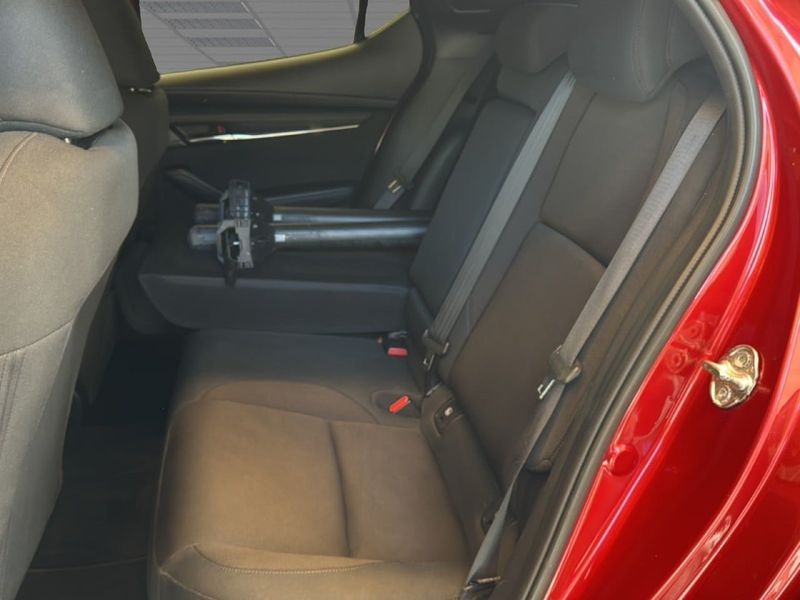 Mazda 3 bild 9