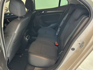 Renault Megane E-Tech bild 9