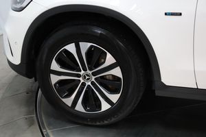 Mercedes GLC300 bild 28