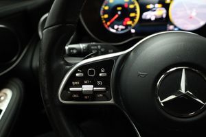 Mercedes GLC300 bild 23