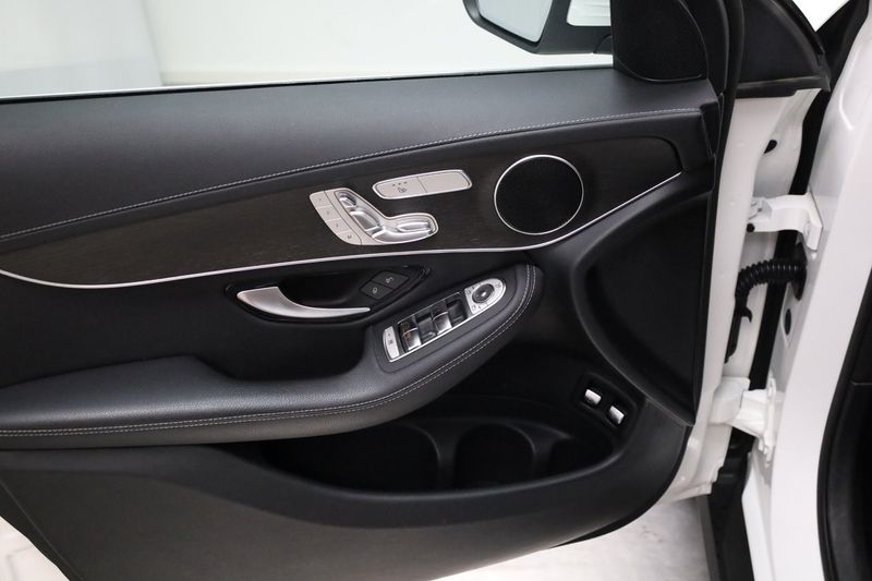 Mercedes GLC300 bild 13