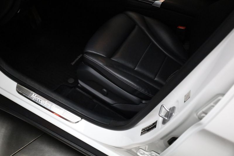 Mercedes GLC300 bild 14