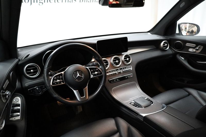Mercedes GLC300 bild 3