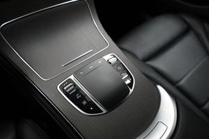 Mercedes GLC300 bild 25