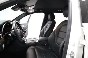 Mercedes GLC300 bild 11