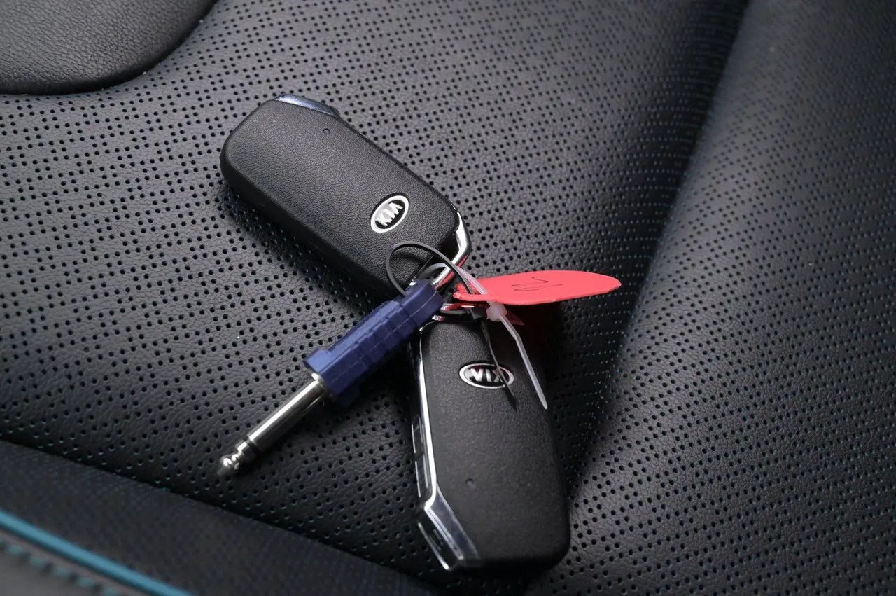 Vehicle image 21
