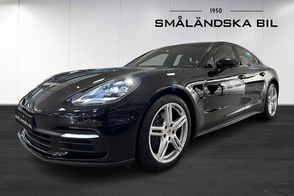 Porsche Panamera 4 PDK Panorama Sport Chrono 330hk - 2017