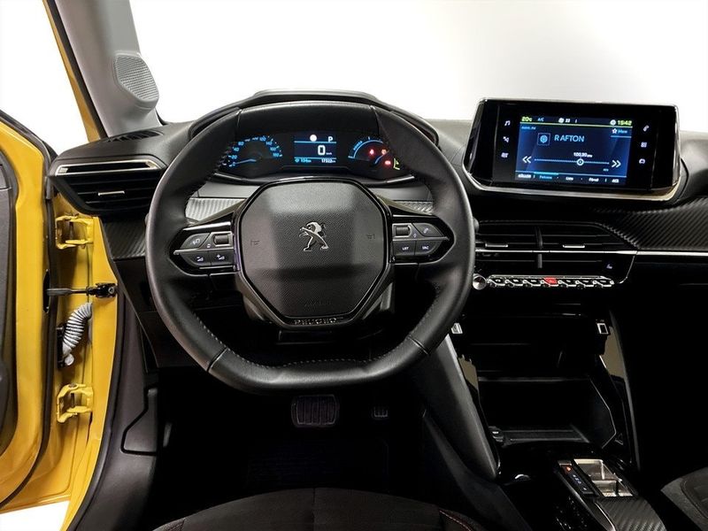 Peugeot e-208 bild 8