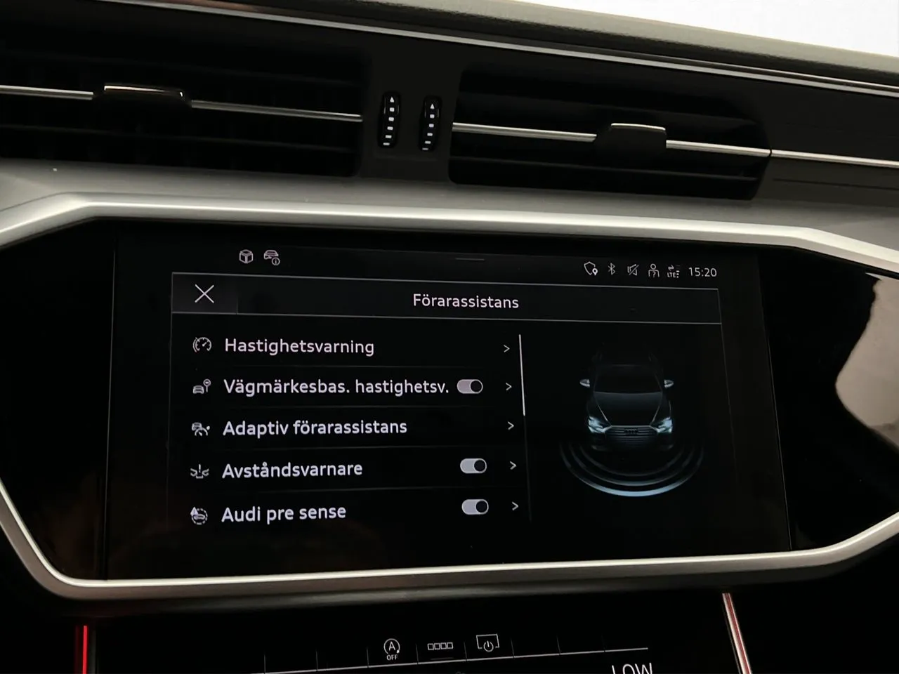 Vehicle image 20
