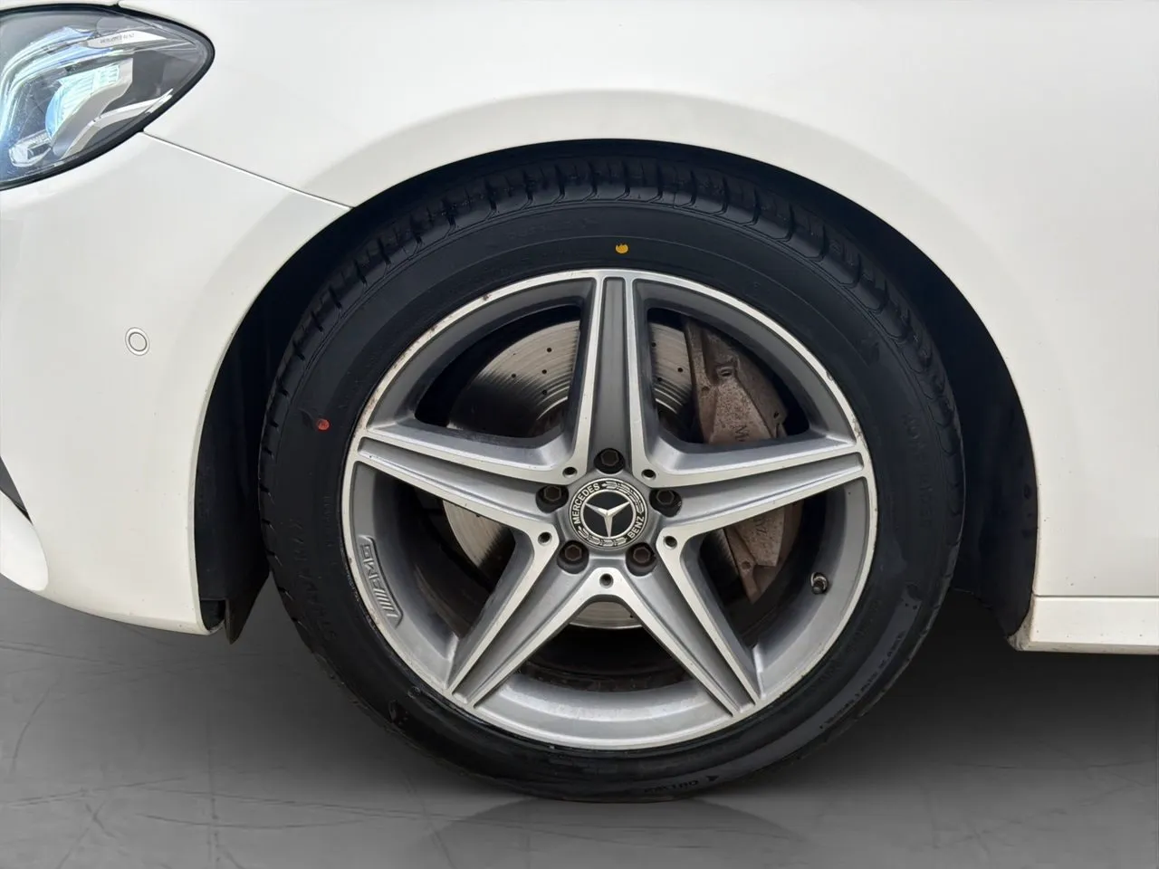 Vehicle image 31