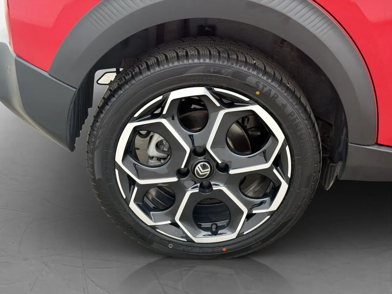 Vehicle image 30