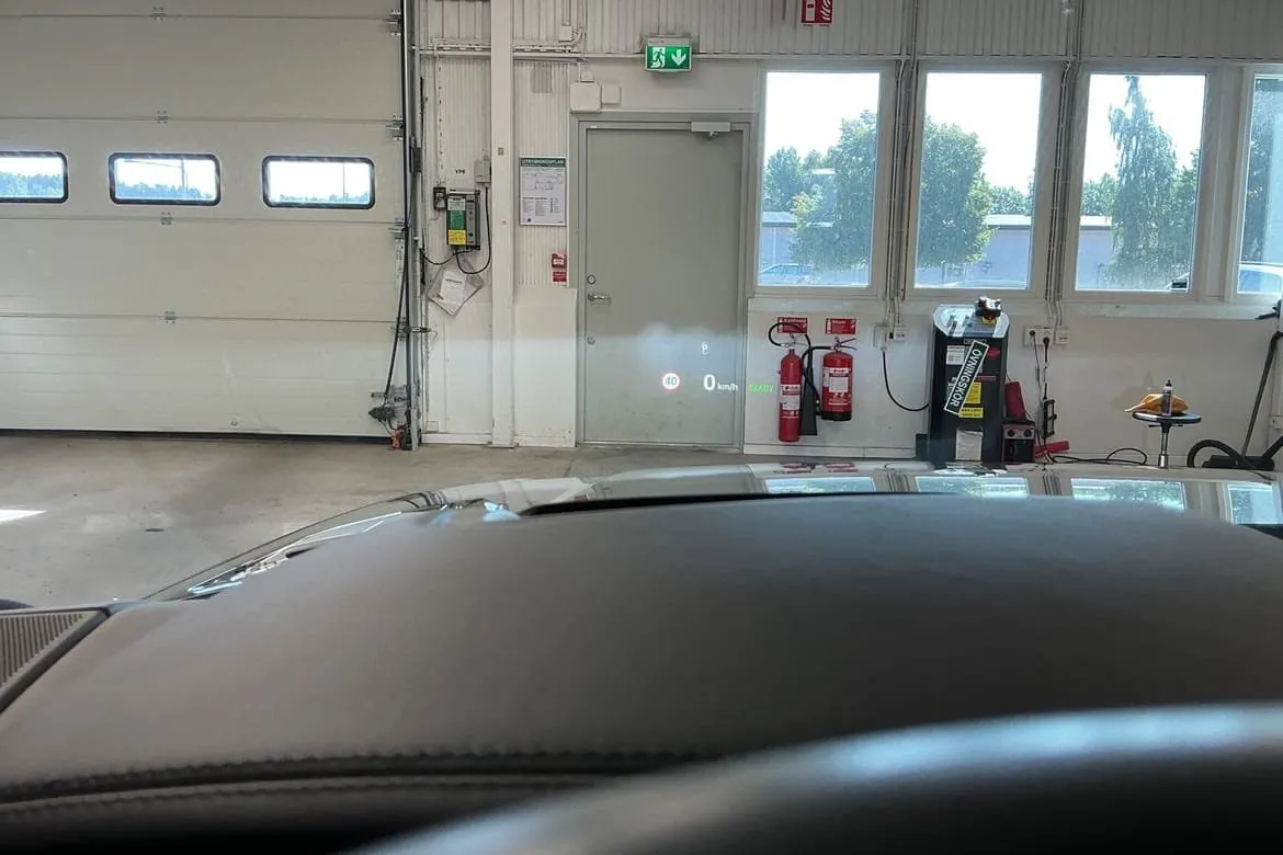 Vehicle image 22