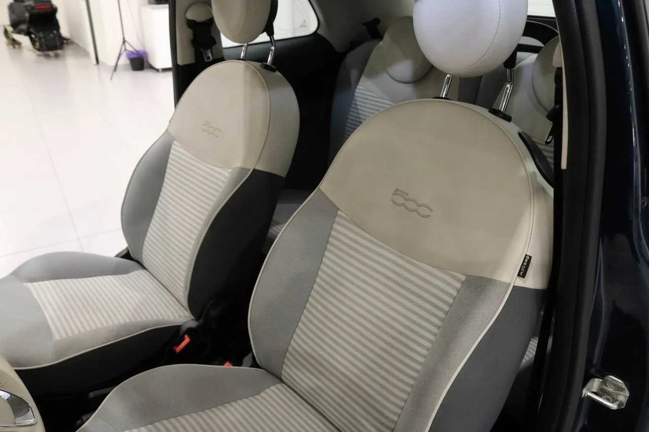 Vehicle image 16