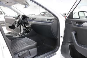 Skoda Superb bild 13