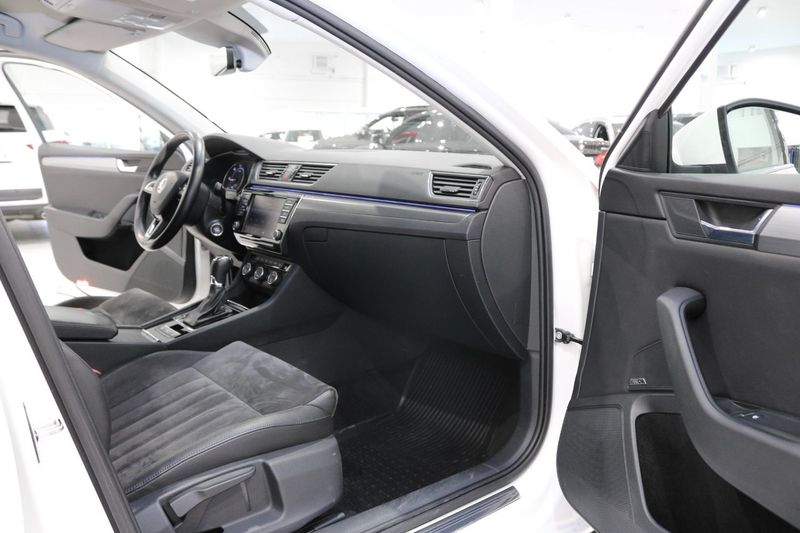 Skoda Superb bild 13