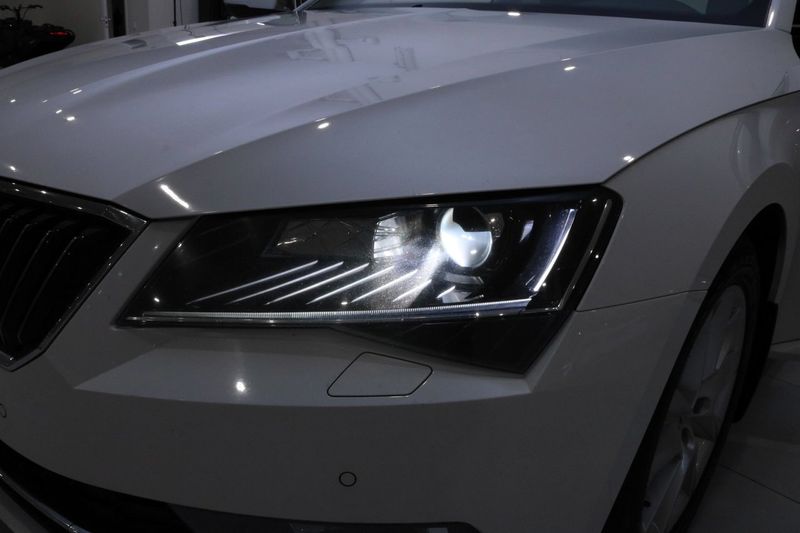 Skoda Superb bild 9