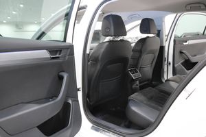 Skoda Superb bild 16
