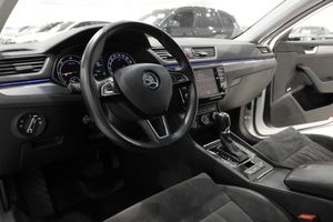Skoda Superb bild 10