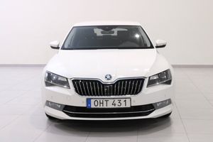 Skoda Superb bild 8