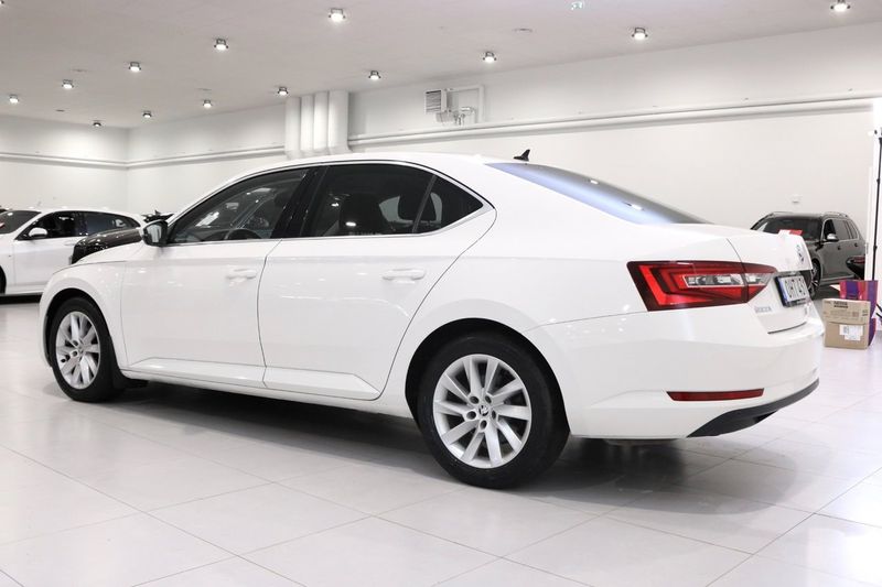 Skoda Superb bild 6