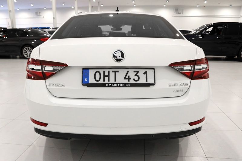 Skoda Superb bild 4