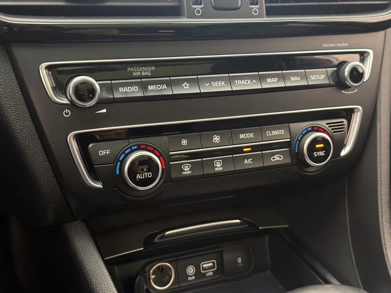 Vehicle image 24