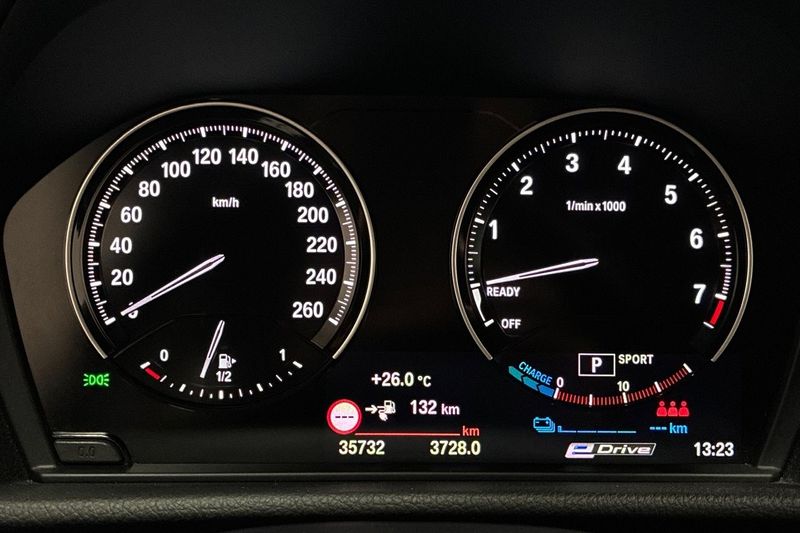 BMW 225 bild 17