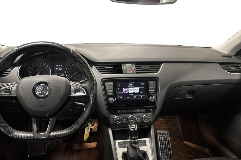 Skoda Octavia bild 7