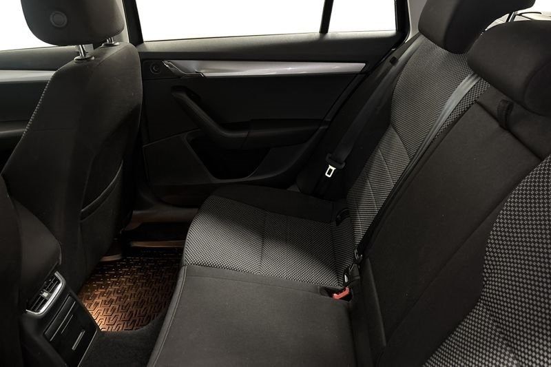 Skoda Octavia bild 6