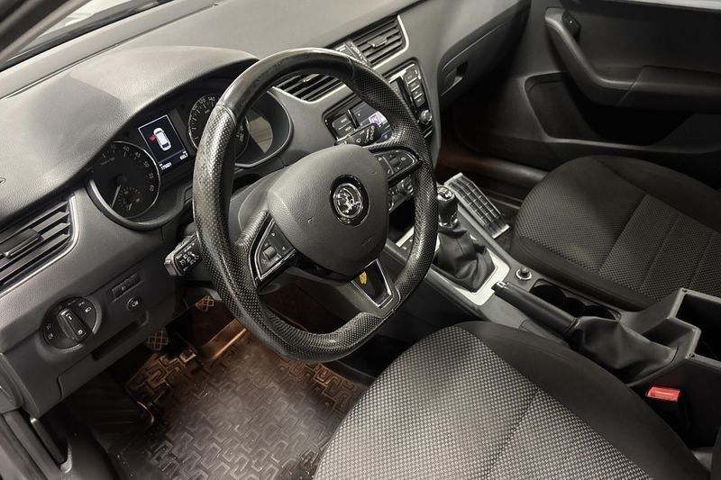 Skoda Octavia bild 5