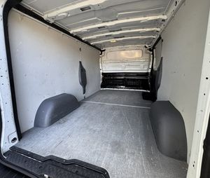 Nissan NV300 bild 17