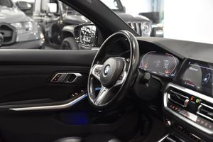 BMW 320 bild 8
