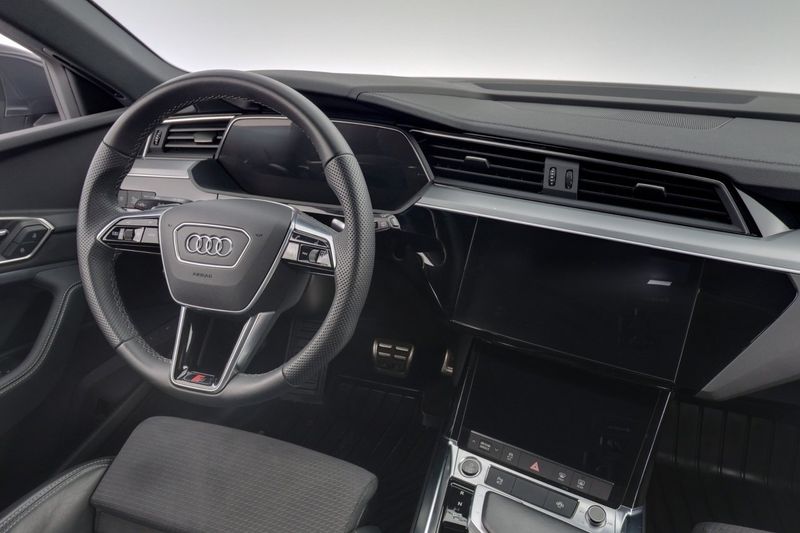Audi Q8 e-tron bild 16