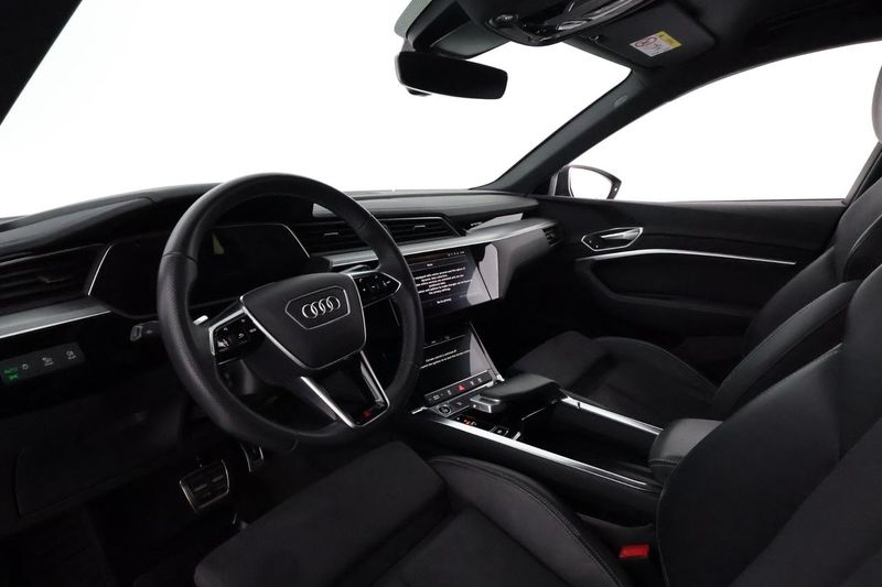 Audi Q8 e-tron bild 12