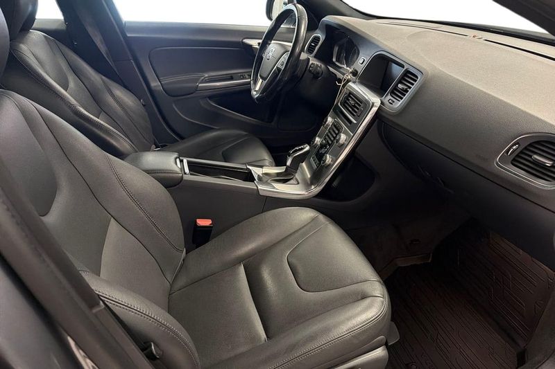 Volvo V60 bild 7