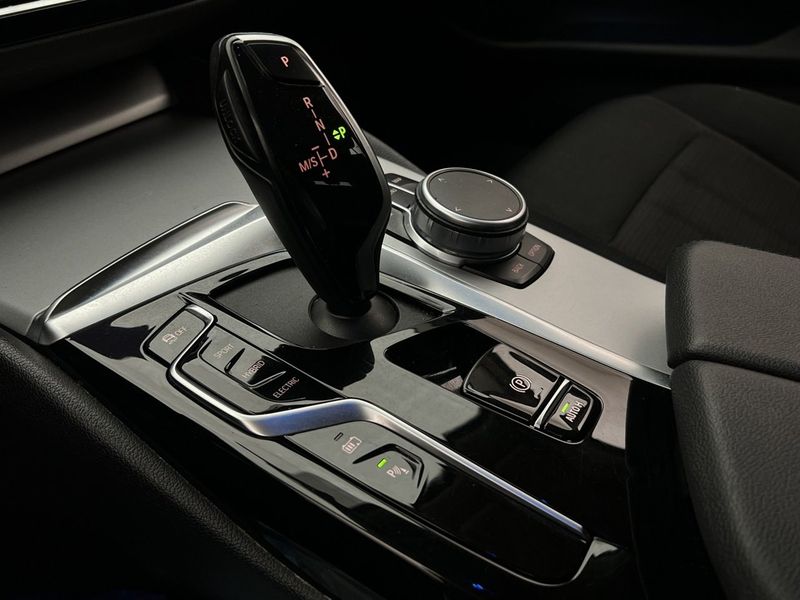 BMW 530 bild 25