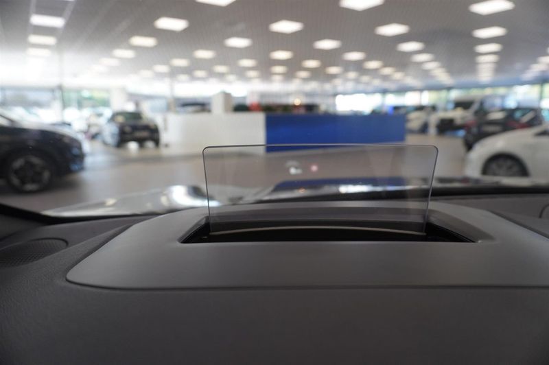 Ford Kuga bild 18