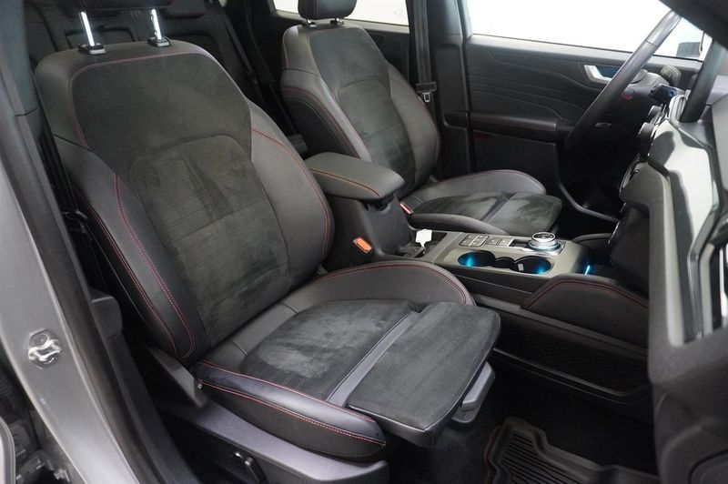 Ford Kuga bild 10